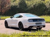 Usata Ford Mustang 317 CV (233 kW) 2016 Bianco Coupé