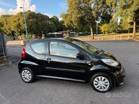 Usata Peugeot 107 68 CV (50 kW) 2006 Nero Utilitaria