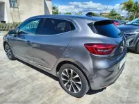 Käytetty Renault Clio V Intens 101 HP (74 kW) 2023 Harmaa Sedan
