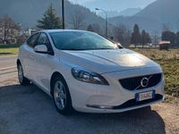 Usata Volvo V40 Business Edition 120 CV (88 kW) 2019 Bianco Berlina