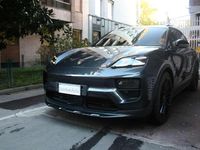 Usata Porsche Macan 144 kW (197 CV) 2025 Grigio vulcano met. SUV