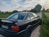 Usata BMW 320 150 CV (110 kW) 1991 Nero Berlina