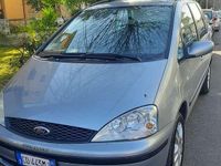 Usata Ford Galaxy Ghia 116 CV (85 kW) 2002 Grigio Monovolume