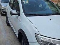 Usata Dacia Sandero Stepway 90 CV (66 kW) 2017 Bianco Berlina