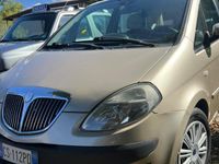 Usata Lancia Musa 75 CV (55 kW) 2004 Grigio Monovolume