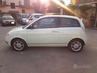 Usata Lancia Ypsilon 75 CV (55 kW) 2012 Bianco Utilitaria