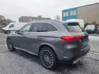 Usata Mercedes GLC300de 73 CV (53 kW) 2023 Grigio Utilitaria