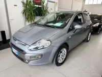 Usata Fiat Punto 78 CV (57 kW) 2012 Grigio Utilitaria