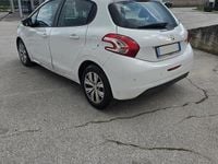 Usata Peugeot 208 68 CV (50 kW) 2015 Utilitaria