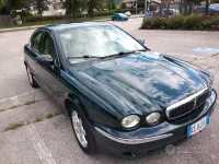 Usata Jaguar X-type 156 CV (114 kW) 2003 Verde Berlina