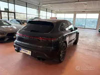 Usata Porsche Macan 265 CV (194 kW) 2023 Grigio SUV