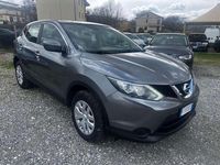 Usata Nissan Qashqai Tekna 110 CV (80 kW) 2017 Argento SUV