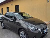 Usata Mazda 2 Evolve 105 CV (77 kW) 2016 Marrone Berlina
