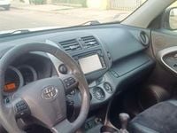 Usata Toyota RAV4 2012 Bianco SUV