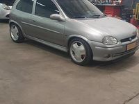 Usata Opel Corsa 106 CV (77 kW) 1997 Grigio Utilitaria