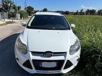 Usata Ford Focus 116 CV (85 kW) 2014 Bianco Station wagon