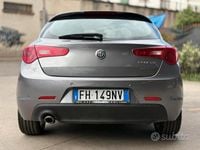 Usata Alfa Romeo Giulietta 120 CV (88 kW) 2017 Grigio Utilitaria