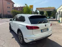 Usata VW Touareg Elegance 231 CV (169 kW) 2023 Bianco SUV