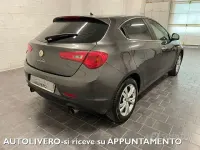 Usata Alfa Romeo Giulietta Distinctive 170 CV (125 kW) 2011 Grigio Utilitaria