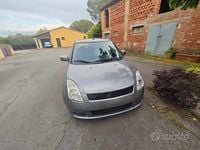 Usata Suzuki Swift GL 70 CV (51 kW) 2006 Grigio Berlina