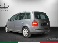 Usata VW Touran Conceptline 105 CV (77 kW) 2006 Grigio Monovolume