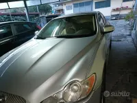 Usata Jaguar S-Type 207 CV (152 kW) 2009 Grigio Berlina