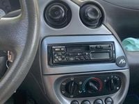 Usata Ford Ka 69 CV (50 kW) 2002 Bianco Utilitaria