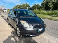 Usata Toyota Yaris 69 CV (50 kW) 2008 Grigio Utilitaria