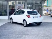 Usata Toyota Yaris 69 CV (50 kW) 2015 Grigio Utilitaria