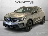 Usata Renault Austral Iconic 200 CV (147 kW) 2023 Grigio scuro SUV