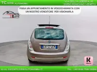 Usata Lancia Ypsilon 69 CV (50 kW) 2011 Viola Utilitaria