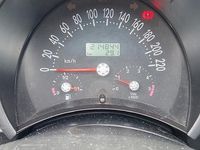 Usata VW New Beetle 101 CV (74 kW) 2004 Grigio Utilitaria