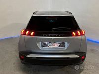 Usata Peugeot 2008 Allure 131 CV (96 kW) 2021 Grigio SUV