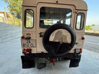Usado Land Rover Defender 112 HP (82 kW) 1995 Branco SUV