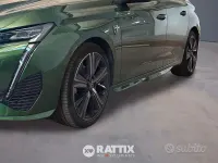 Usata Peugeot 308 GT 131 CV (96 kW) 2024 Verde olivine Berlina