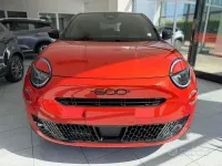 Nuova Fiat 600 La Prima 136 CV (100 kW) 2026 Arancione SUV