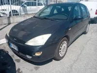 Usata Ford Focus 100 CV (73 kW) 2003 Bluazzurro Berlina