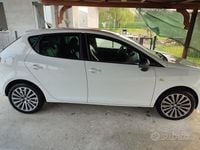Usata Seat Ibiza 75 CV (55 kW) 2015 Bianco Utilitaria