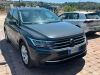 Usata VW Tiguan 150 CV (110 kW) 2022 Grigio SUV