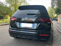 Usata VW Tiguan R-line 177 CV (130 kW) 2019 Nero SUV