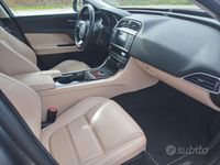 usata Jaguar XE XE2.0d Prestige awd 180cv auto