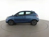Usata Lancia Ypsilon Gold 70 CV (51 kW) 2022 Blu Utilitaria