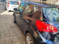 Usata Kia Venga 77 CV (56 kW) 2007 Nero Utilitaria