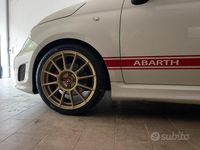 Usata Abarth 500 135 CV (99 kW) 2008 Bianco Utilitaria