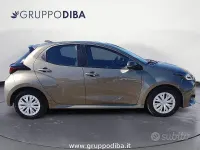 Usata Toyota Yaris Active 72 CV (52 kW) 2022 Bronzo Utilitaria