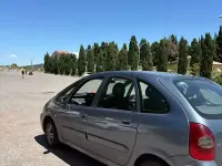 Usata Citroën Xsara Picasso 90 CV (66 kW) 2009 Grigio Monovolume