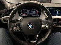 Usata BMW 118 Advantage 150 CV (110 kW) 2021 Bianco Utilitaria