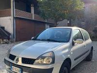 usata Renault Clio II 1.2 3 porte RT