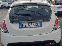 Usata Lancia Ypsilon Silver 69 CV (50 kW) 2019 Bianco