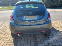 Usata Lancia Ypsilon Silver 80 CV (58 kW) 2014 Utilitaria